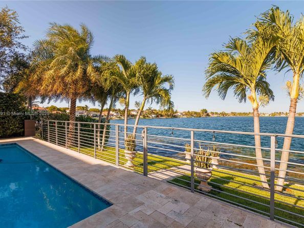 13731 SW 136th Pl, Miami FL 33186