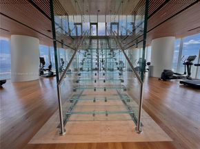 300 Biscayne Blvd Way 506E, Miami FL 33131