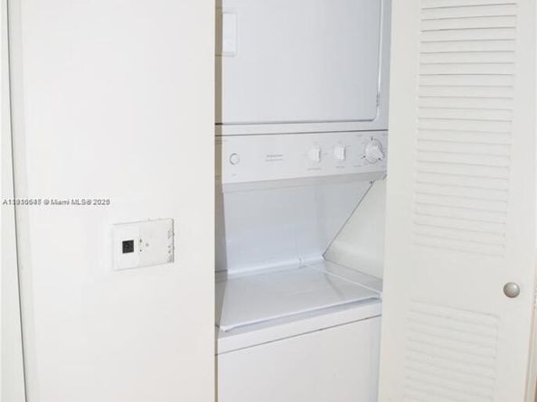 3339 Virginia St 207, Miami FL 33133