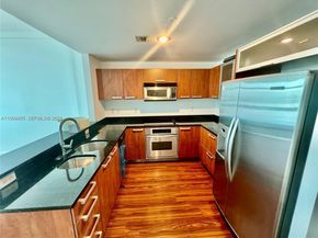 3131 NE 188th St 21213, Aventura FL 33180