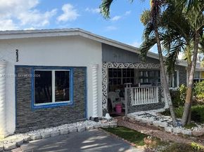 295 NW 122nd St, North Miami FL 33168
