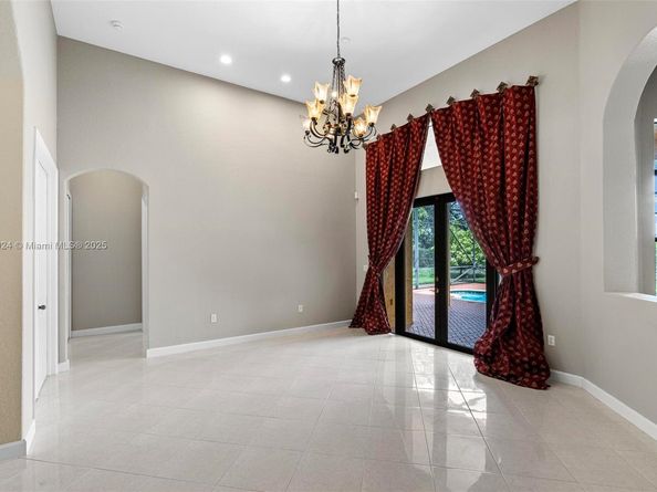 2031 SW 185th Ave, Miramar FL 33029