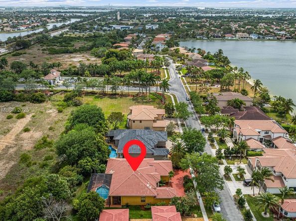 2031 SW 185th Ave, Miramar FL 33029