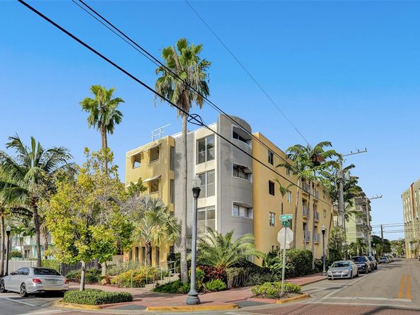 360 Collins Ave 401, Miami Beach FL 33139