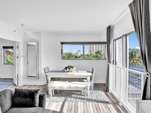 360 Collins Ave 401, Miami Beach FL 33139