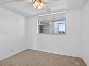 9235 Lagoon Pl 404, Davie FL 33324