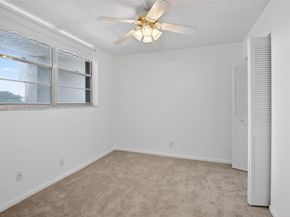 9235 Lagoon Pl 404, Davie FL 33324