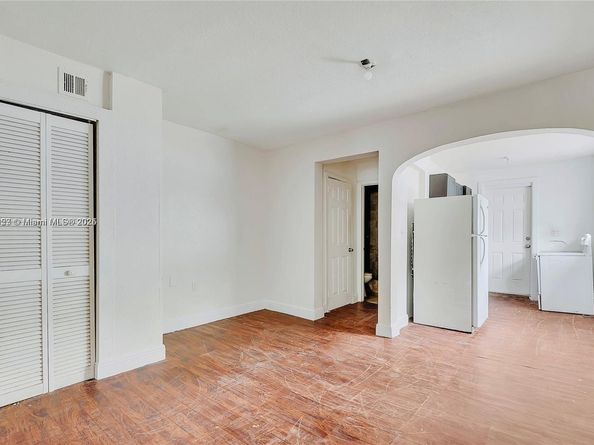 5434 NW 5th Ave, Miami FL 33127