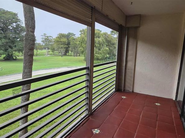 8050 W Mcnab Rd 212, Tamarac FL 33321