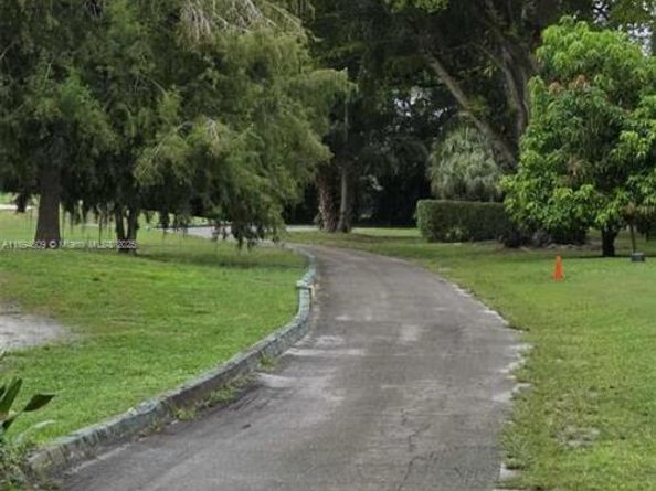 8050 W Mcnab Rd 212, Tamarac FL 33321