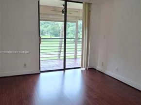 8050 W Mcnab Rd 212, Tamarac FL 33321