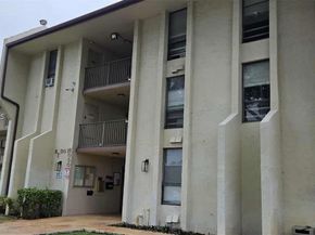 8050 W Mcnab Rd 212, Tamarac FL 33321