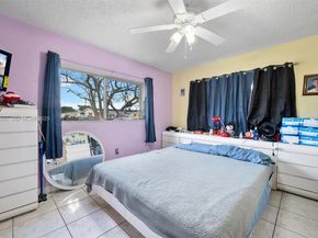 590 W 35th Pl, Hialeah FL 33012