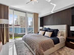 200 Biscayne Boulevard Way 1108, Miami FL 33131