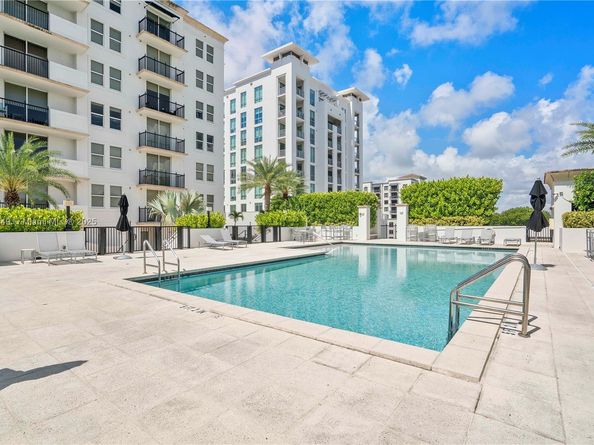 4100 Salzedo St 409, Coral Gables FL 33146