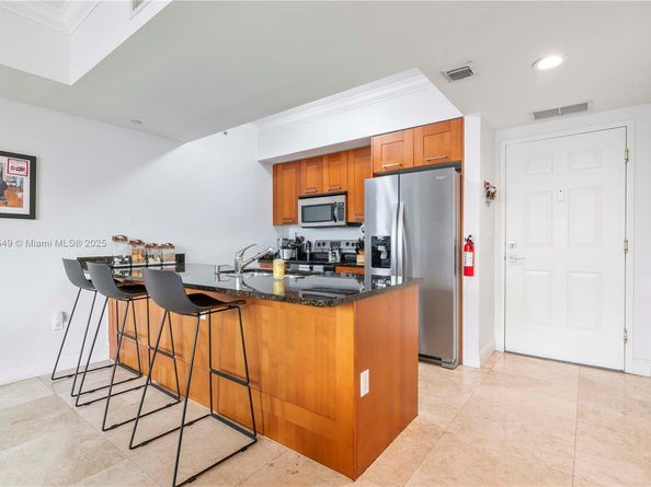 4100 Salzedo St 409, Coral Gables FL 33146