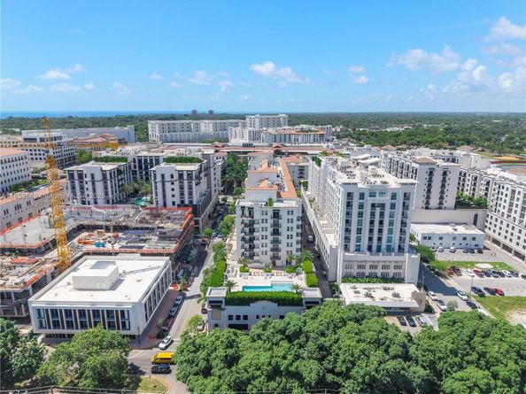 4100 Salzedo St 409, Coral Gables FL 33146