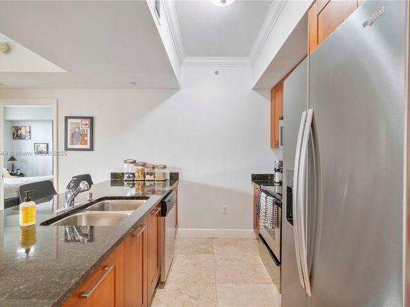 4100 Salzedo St 409, Coral Gables FL 33146