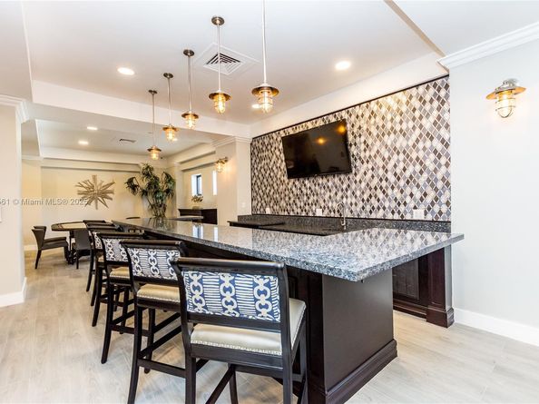 2501 S Ocean Dr 1423, Hollywood FL 33019