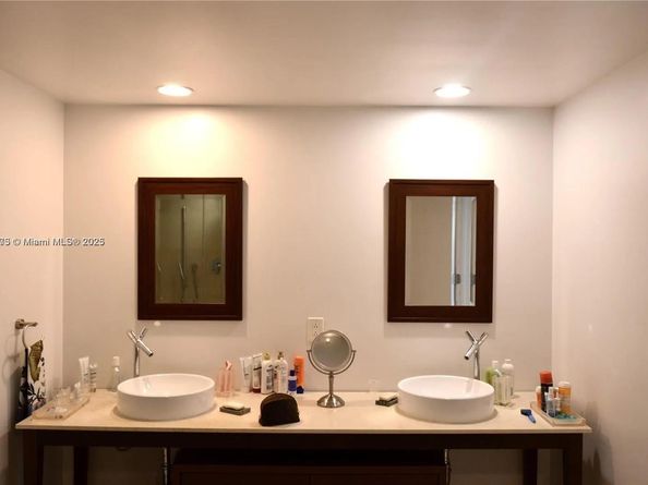 495 Brickell Ave 1801, Miami FL 33131