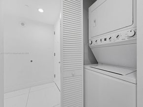 495 Brickell Ave 1801, Miami FL 33131