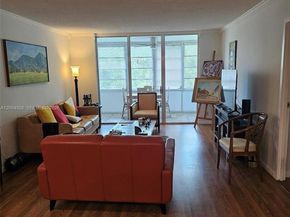 2998 NW 48th Ter 432, Lauderdale Lakes FL 33313