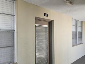 2998 NW 48th Ter 432, Lauderdale Lakes FL 33313
