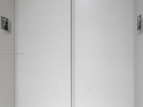 1300 Brickell Bay Dr 704, Miami FL 33131