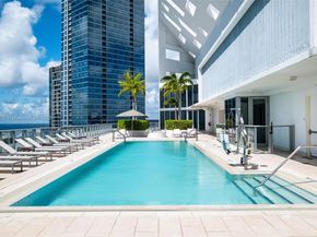 1300 Brickell Bay Dr 704, Miami FL 33131