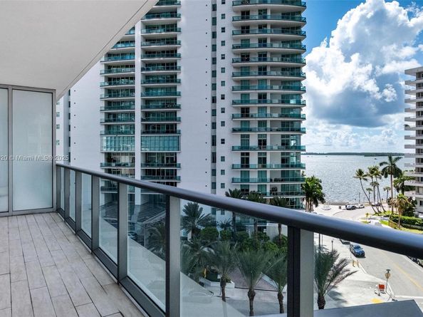 1300 Brickell Bay Dr 704, Miami FL 33131