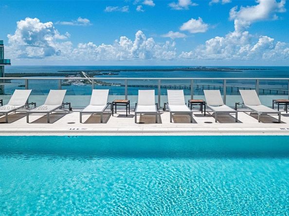 1300 Brickell Bay Dr 704, Miami FL 33131