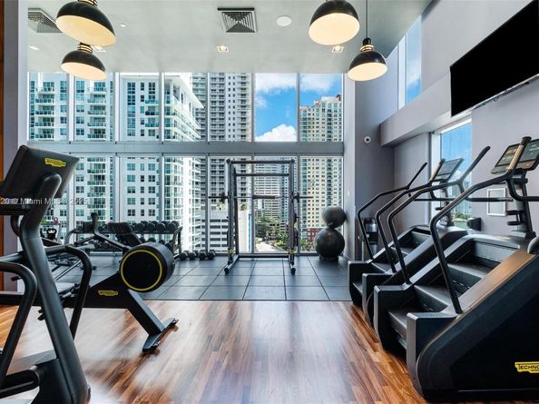 1300 Brickell Bay Dr 704, Miami FL 33131