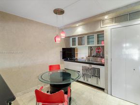 2808 N 46th Ave E650, Hollywood FL 33021