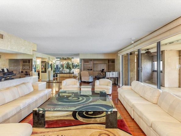2808 N 46th Ave E650, Hollywood FL 33021