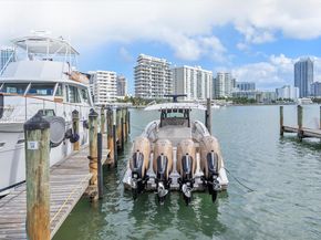 900 Bay Dr 718+Dock Slip available, Miami Beach FL 33141