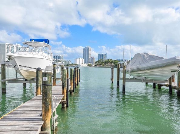 900 Bay Dr 718+Dock Slip available, Miami Beach FL 33141