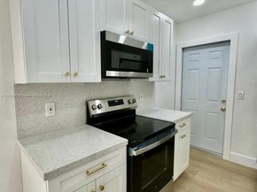 461 Plover Ave, Miami Springs FL 33166