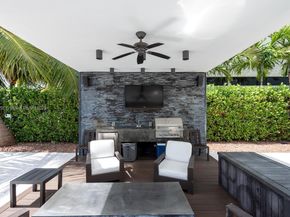 13145 Coronado Ln, North Miami FL 33181