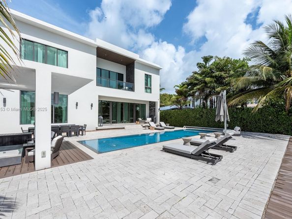 13145 Coronado Ln, North Miami FL 33181
