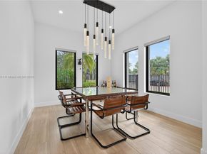 5999 E Brookfield Cir E, Hollywood FL 33312