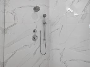 5999 E Brookfield Cir E, Hollywood FL 33312