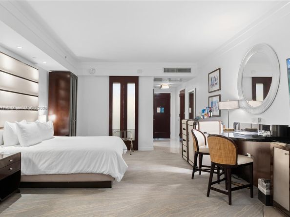 4391 Collins Ave 1403, Miami Beach FL 33140