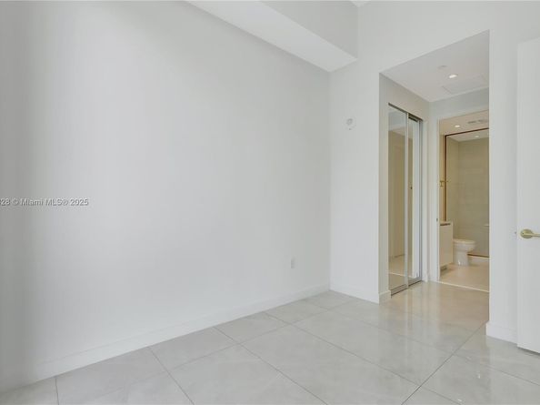 2655 S Bayshore Dr 405, Miami FL 33133