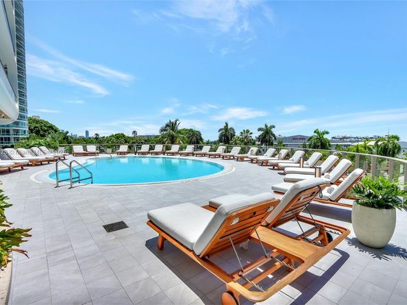 2655 S Bayshore Dr 405, Miami FL 33133