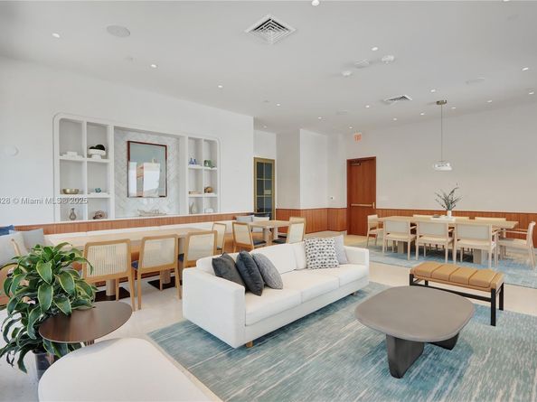 2655 S Bayshore Dr 405, Miami FL 33133