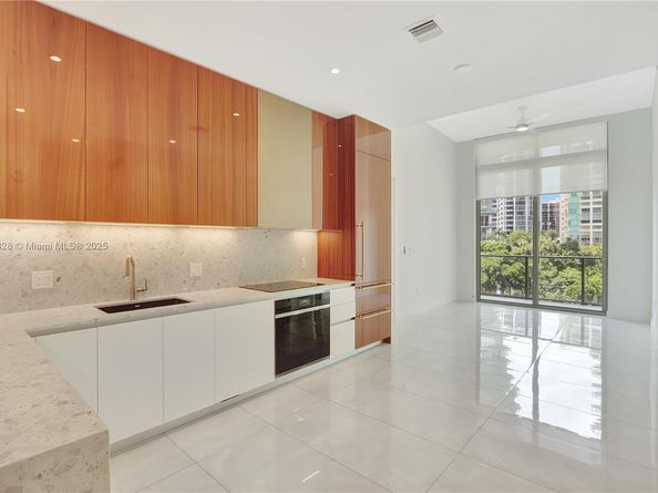 2655 S Bayshore Dr 405, Miami FL 33133