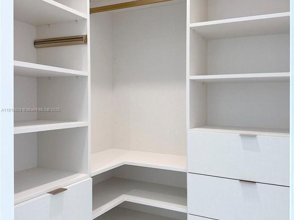 2655 S Bayshore Dr 405, Miami FL 33133