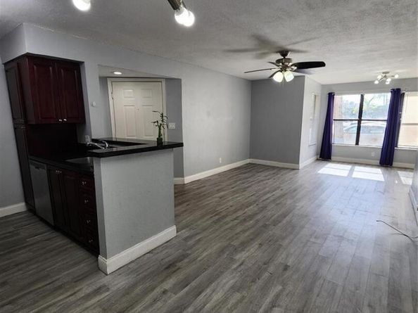 2736 S University Drive, Davie FL 33328