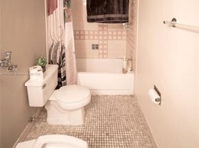 2500 Parkview Dr 517, Hallandale Beach FL 33009