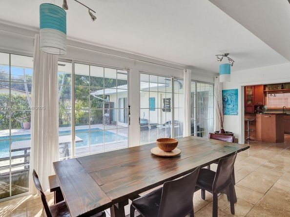 430 Miller Rd, Coral Gables FL 33146